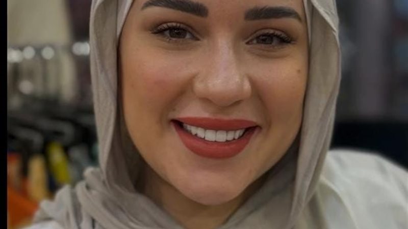 اسما شريف منير