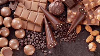 الشوكولاتة سر السعادة: استمتع بمذاقها دون شعور بالذنب 