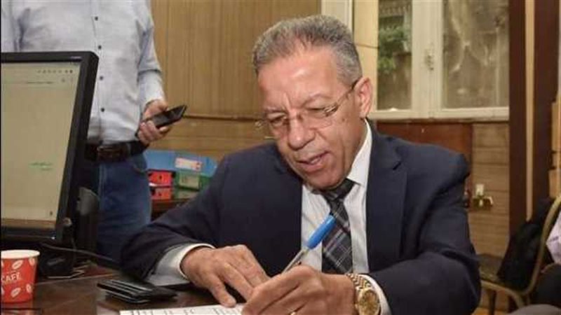 الدكتور أسامة عبد