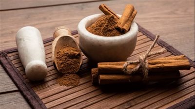 الطرق الصحيحة لاستخدام القرفة لفقدان الوزن ولبشرة متوهجة