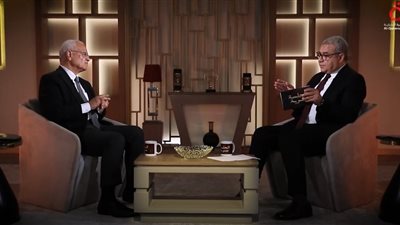 أسرار جديدة.. سمير عمر يواصل كشف قضايا حيوية في «الجلسة السرية»