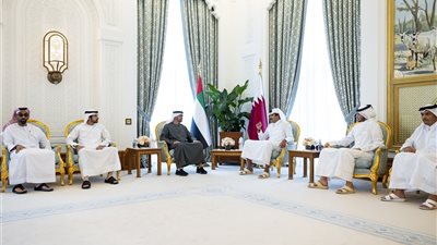  من قطر.. محمدبن زايد يؤكد علي تضامن بلاده مع الدوحة ضد الانتهاكات الإسرائيلية