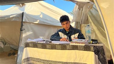 أبو شمالة: 41 ألف طالب في غزة يؤدون امتحاناتهم تحت القصف والجوع