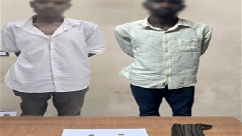 المتهمان عقب القبض