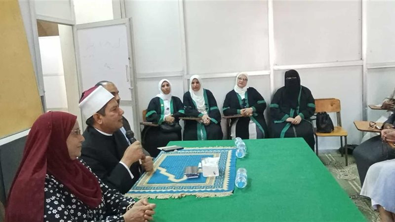 أوقاف الغربية تعقد
