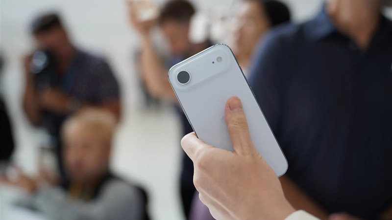 iPhone Air