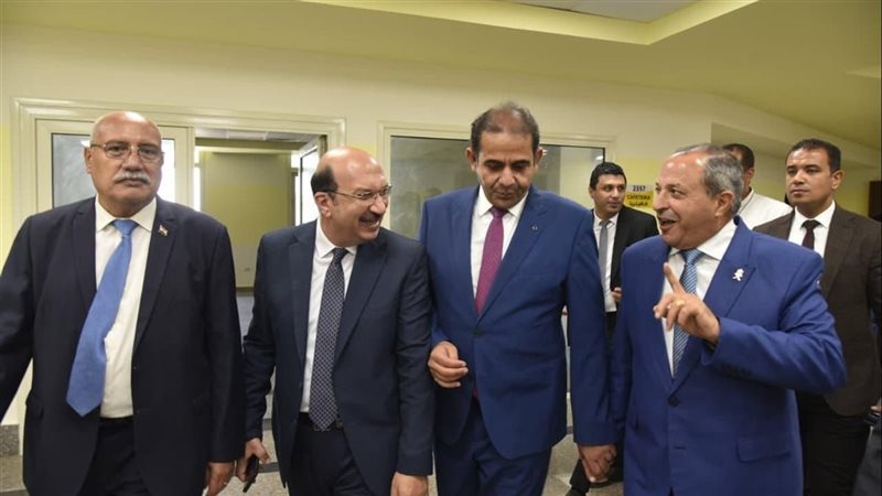 جانب من افتتاح المستشفى