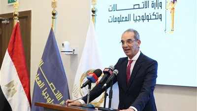 الاتصالات: مصر تبدأ تصدير الهواتف المحمولة بكميات ضخمة العام المقبل