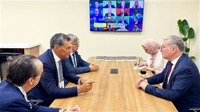 وزير البترول يبحث تعزيز التعاون مع الشركات العالمية لإنتاج الغاز الطبيعى