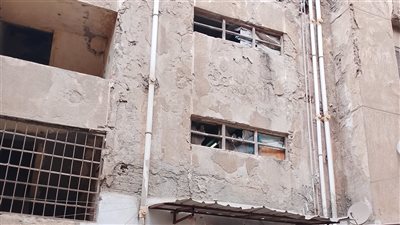 شقق آيلة للسقوط في دمياط: الأهالي يناشدون ببدائل سكنية آمنة قبل الشتاء