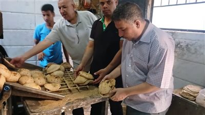 ضبط كميات من الدقيق المدعم قبل تسريبها للسوق السوداء بأسيوط وتحرير 273 محضرًا 