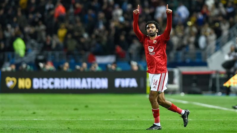 حسين الشحات نجم النادي