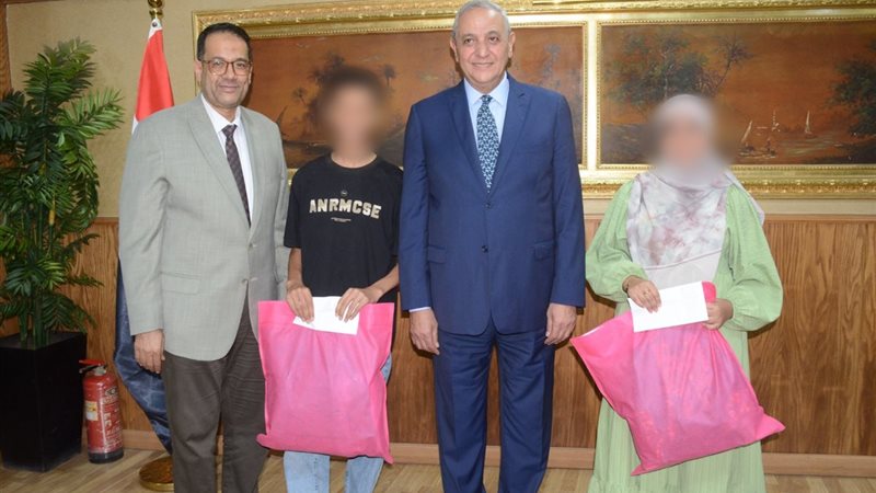 محافظ الغربية ووكيل