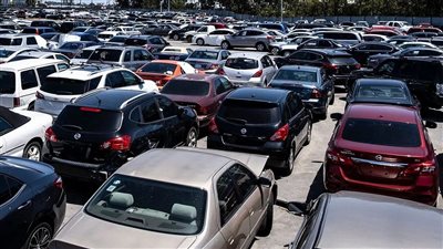 ما الحوافز التي يقدمها البرنامج الوطني لمصنعي السيارات؟