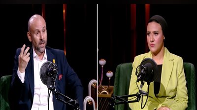 باسم كامل: لو جلست مع رئيس الوزراء سأطالبه بالاستقالة