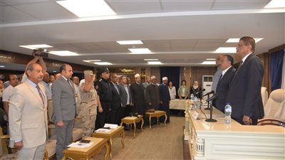 محافظ أسيوط يترأس اجتماع المجلس التنفيذي ويستعرض استعدادات العام الدراسي 