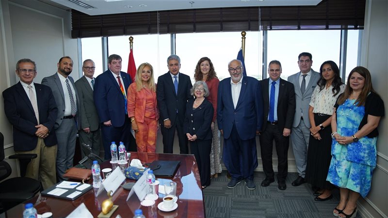 جانب من المباحثات