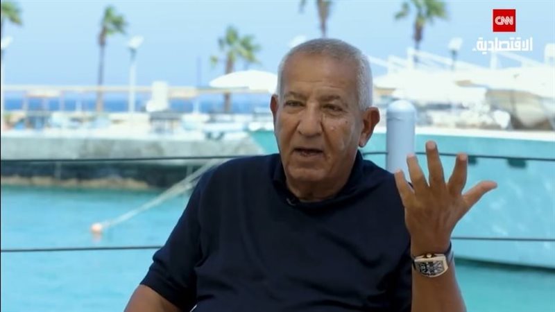 الملياردير كامل أبو
