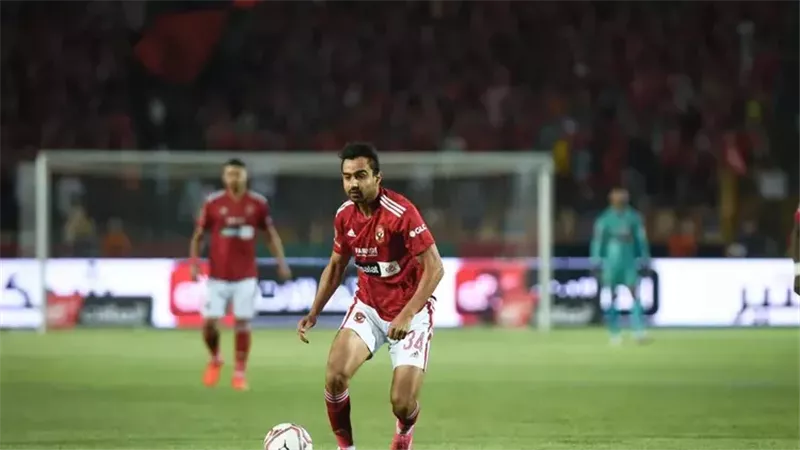 محمد فخري لاعب الأهلي