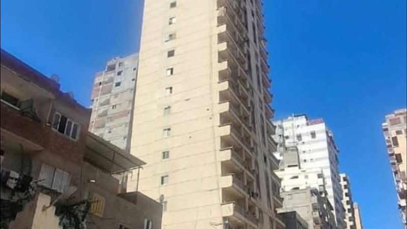 عقار المندرة المائل