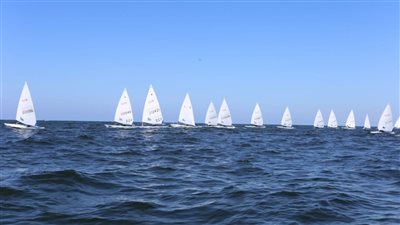 نتائج مبهرة في منافسات اليوم الأول لبطولة الإسكندرية الدولية للشراع