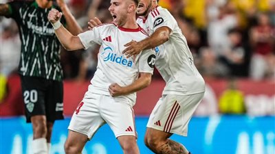 إشبيلية يفلت من الهزيمة بتعادل مثير في الدوري الإسباني