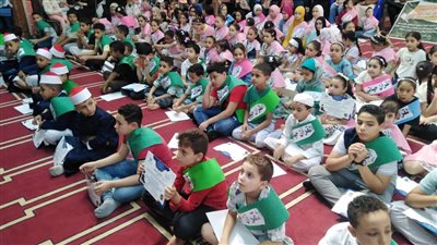 فى مشهد جميل.. مسيرة كبيرة لحفظة القران الكريم بتلا بالمنوفية