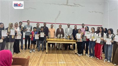 فوز 5 أبطال في ختام بطولة الإسكواش الودية بنادي محافظة الفيوم