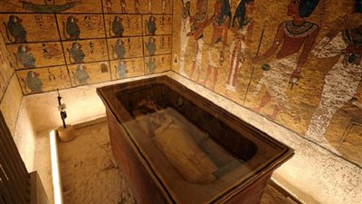 5392 قطعة أثرية من كنوز توت عنخ آمون في عرض غير مسبوق بالمتحف الكبير