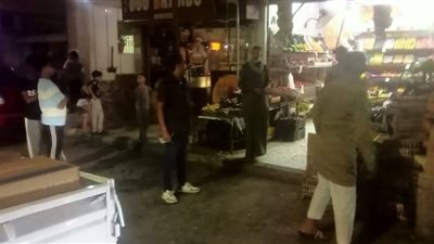 حي عتاقة يشن حملة مكبرة لازالة الإشغالات والتعديات على الطريق بمدينة السلام 