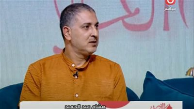 مصري يكشف قصة زواجه من أول شيف روسية بمصر: وقفت جنبي ودعمتني 