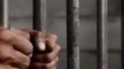 حبس عامل 4 أيام على ذمة التحقيق في قضية قتل شقيقته بالبحيرة