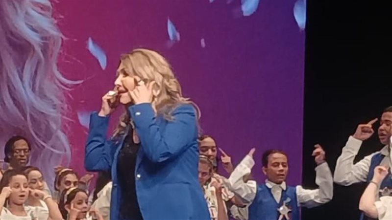 نادية مصطفى