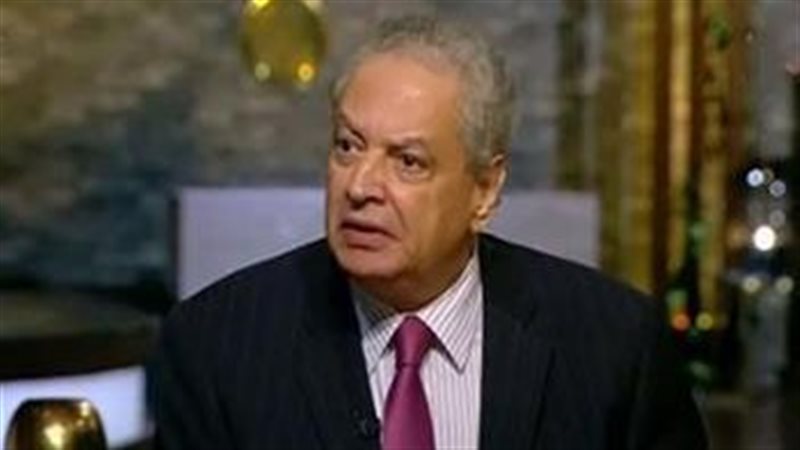 الدكتور أكرام بدر
