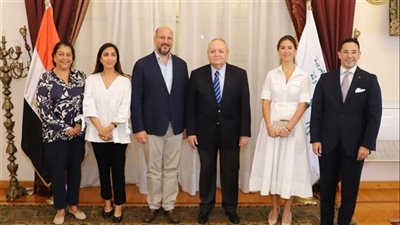 رئيس مجلس الدولة يستقبل نجل الملك أحمد فؤاد الثاني وحفيدة الأميرة فوقية