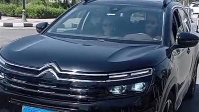 مي فاروق ومحمد العمروسي يودعا زينات خليل أرملة الموسيقار سيد مكاوي