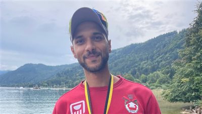 ذهبية عالمية لمحمد علاء في بطولة فيليخ الدولية للتجديف بالنمسا 