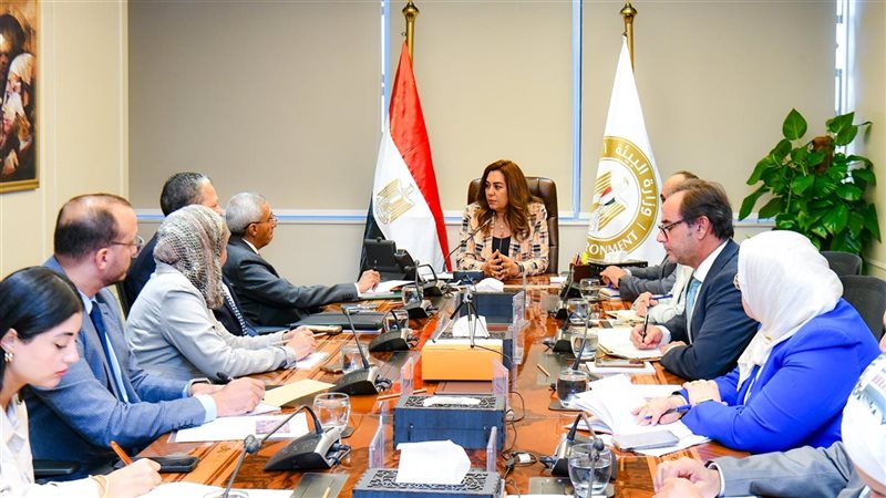 الدكتورة منال عوض