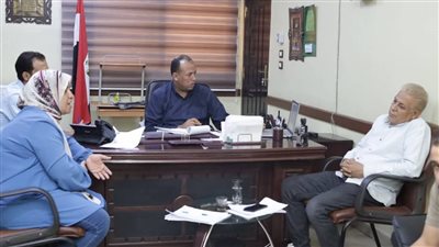 حملة  إزالة اللوحات الإعلانية الغير مرخصة بنجع حمادي في قنا