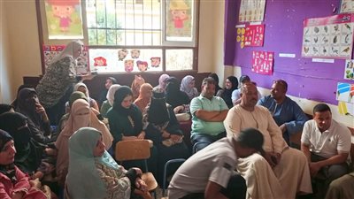 ندوة توعوية بمدرسة الرزقة الابتدائية حول الحد من التسرب من التعليم