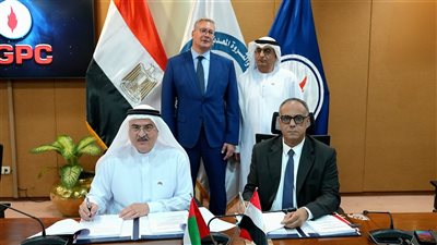 مصر توقع 3 اتفاقيات بترولية جديدة بقيمة استثمارات 121 مليون دولار