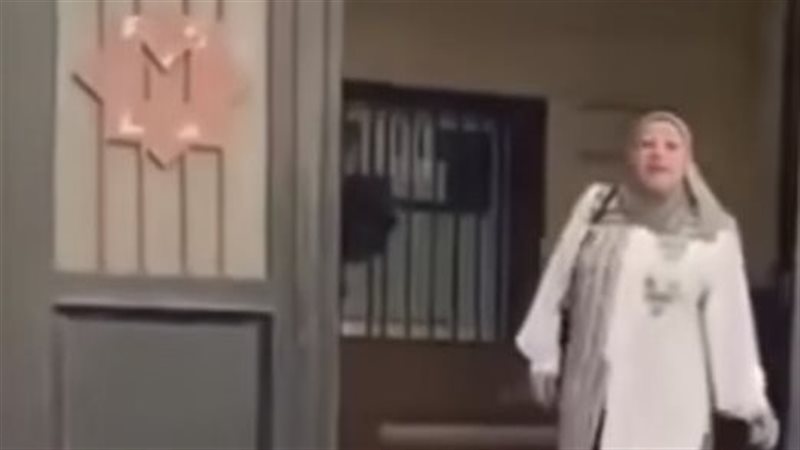 صاحبة الفيديو
