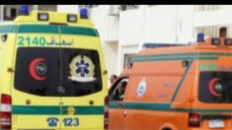 اصابة 4 افراد من