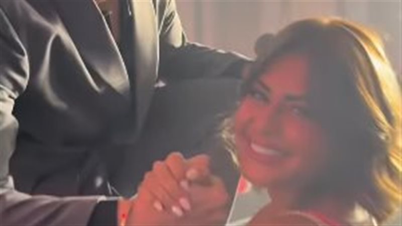 حمادة هلال ومنة فضالي