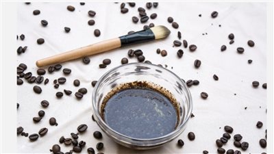 القهوة  خلطات طبيعية لبشرة صحية تعرفي عليها ما هي ؟