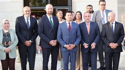 وزير الرياضة يطلق النسخة الثامنة من مهرجان الفنون المجتمعية 