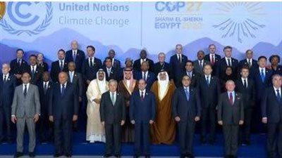 المركب والسيف والبحر.. زعماء العالم يضعون شعار قطر في قمة العربية الإسلامية