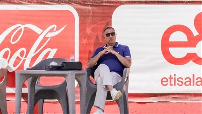 مدير إعلام الأهلي يكذب مدحت شلبي وينشر تأشيرة الخطيب إلى أمريكا