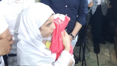 صرخات رضيعة تكشف مأساة.. تفاصيل محاكمة المتهمة بقتل زوجها وأطفاله الـ6 بالمنيا