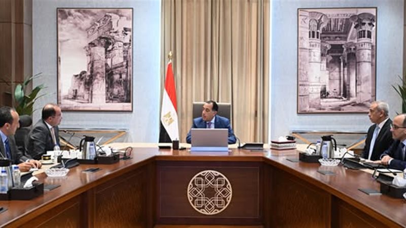 رئيس الوزراء ووزير